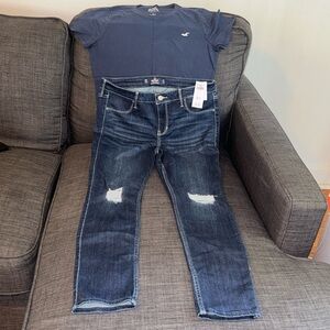 Hollister Blue Ripped Denim Jeggings & Hollister Blue Cotton T-Shirt